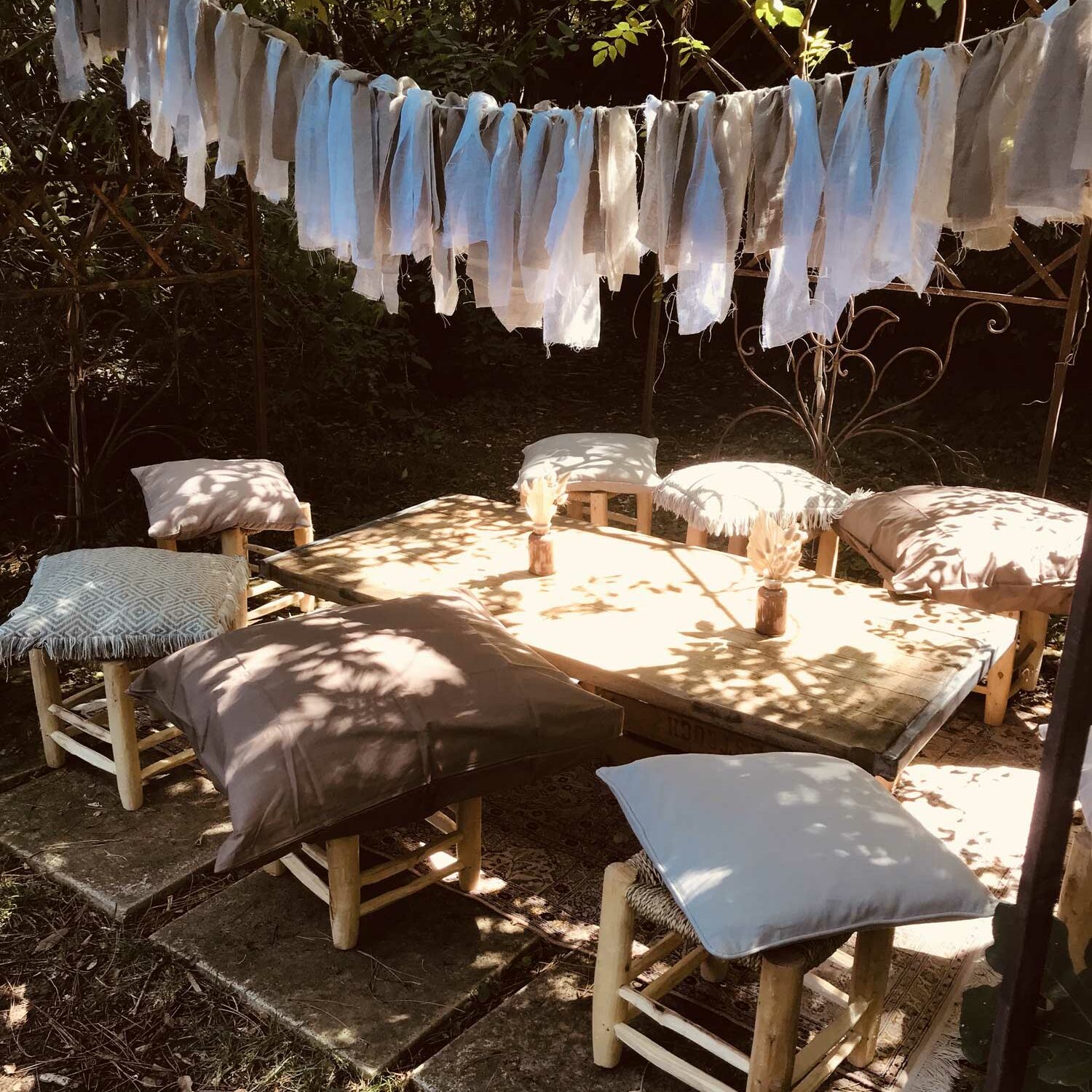 Location de mobilier pour vos événements dans le Gard et l'Hérault