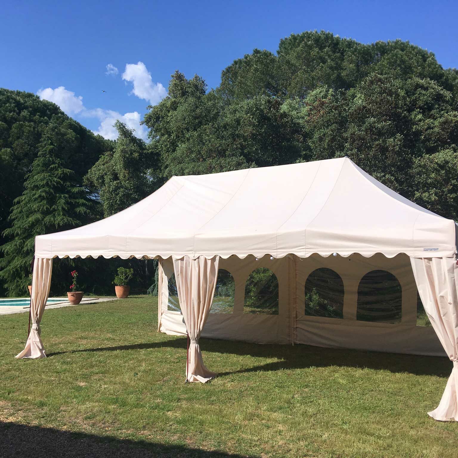 Location de Pro Tente dans le Gard et l'Hérault