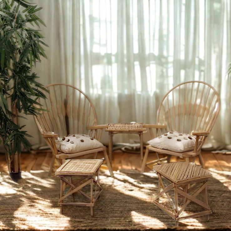 Location mobilier, fauteuil paon design Hans Wegner pour événements et mariages dans l’Hérault et le Gard