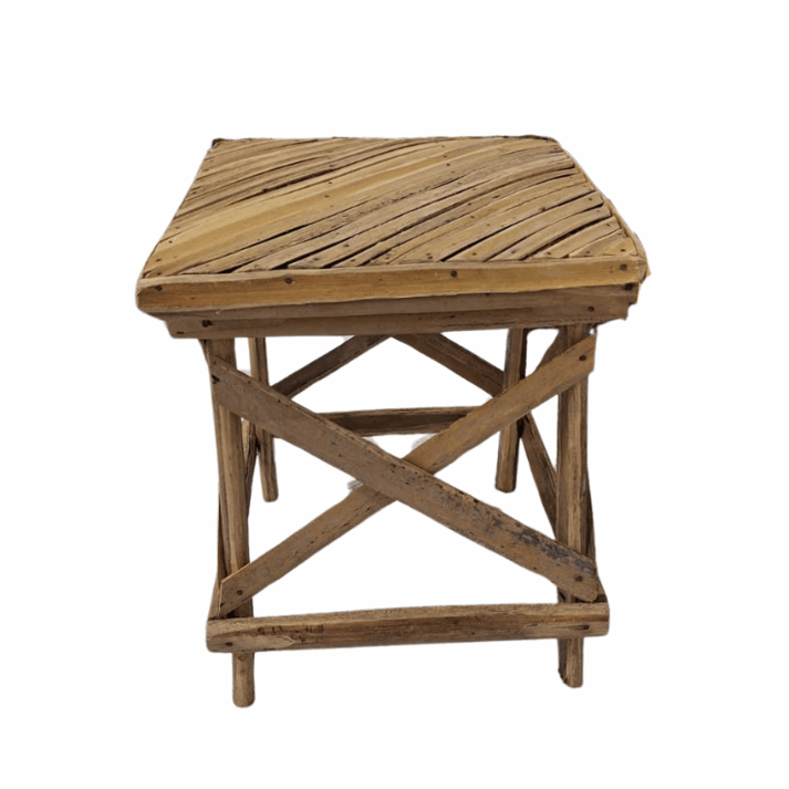 Location mobilier, table basse bambou pour événements et mariages dans le Gard et l'Hérault